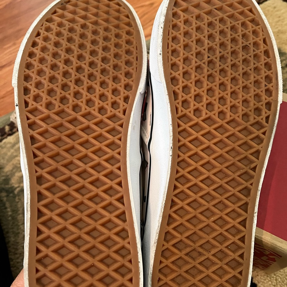Vans Women's Cream and Pink Makeup Print Flats - Picture 6 of 6